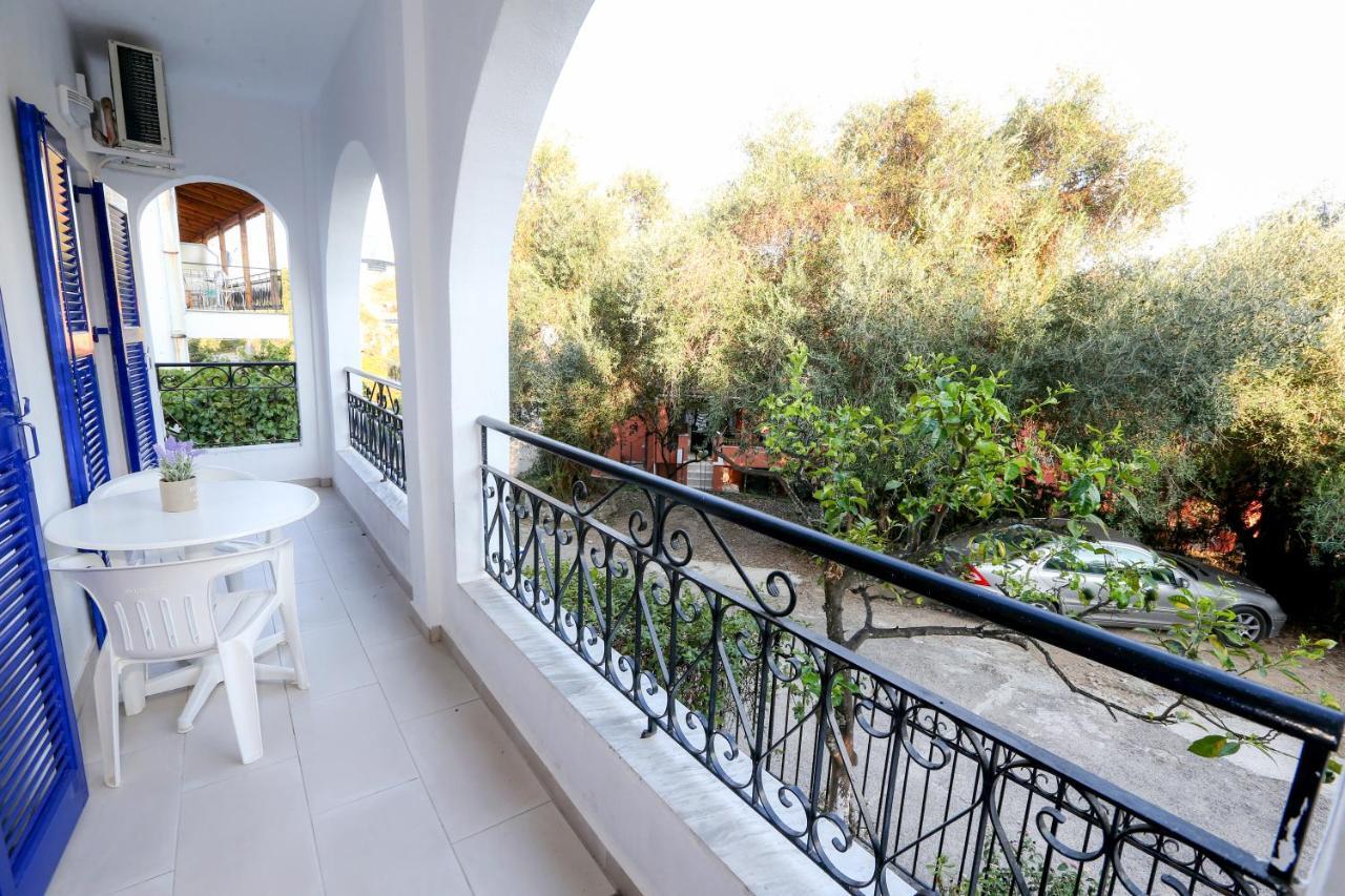 Athina Apartments Kato Korakiana Extérieur photo