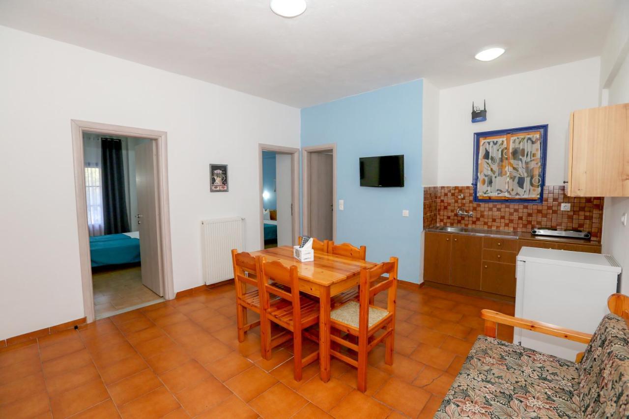 Athina Apartments Kato Korakiana Extérieur photo